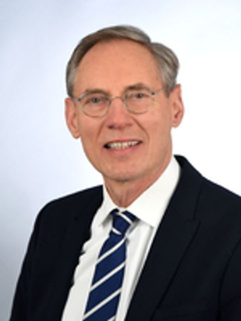 Dr. Martin Fenski