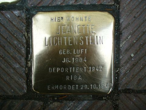 Stolperstein für Jeanette Lichtenstein, 04.04.11
