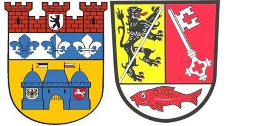 Das Wappen Charlottenburg-Wilmersdorfs und des Landkreises Forchheim. 