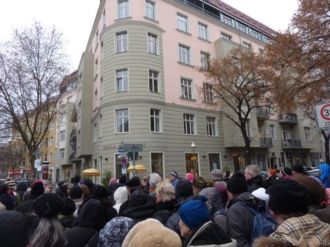 Wilmersdorfer Straße Ecke Sybelstraße, 12.1.2013, Foto: KHMM
