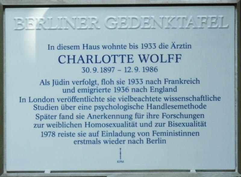 Gedenktafel für Charlotte Wolff
