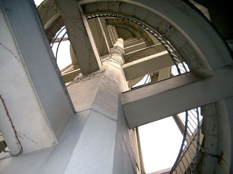 Tragstruktur des Glockenturms: Beschädigte Oberflächen, 2006