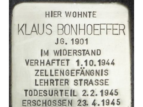 Bildvergrößerung: Stolperstein Klaus Bonhoeffer