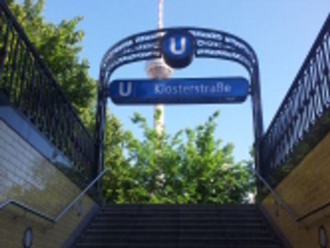 U-Bahnhof Klosterstr