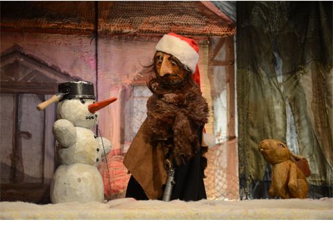 Puppentheater: Ein räuberisches Weihnachtsfest