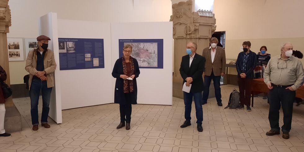 Ausstellungseröffnung des VIZ: Frau Hansen und Thomas Wolfes