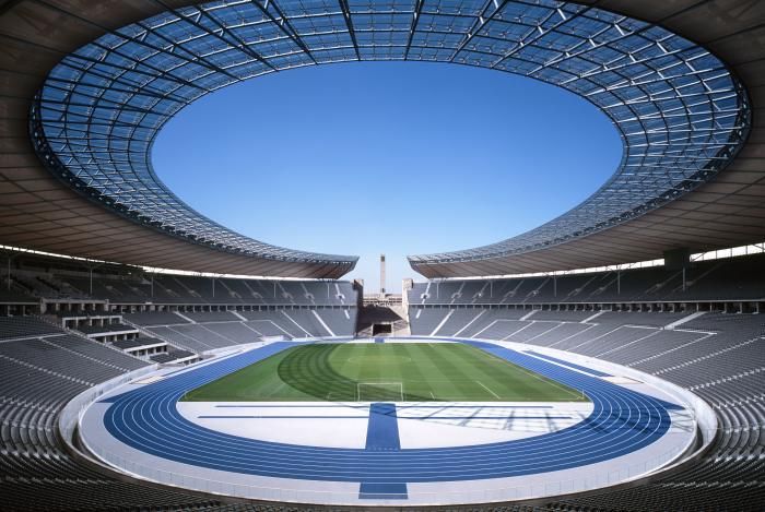Olympiastadion: Innenraum nach der Sanierung