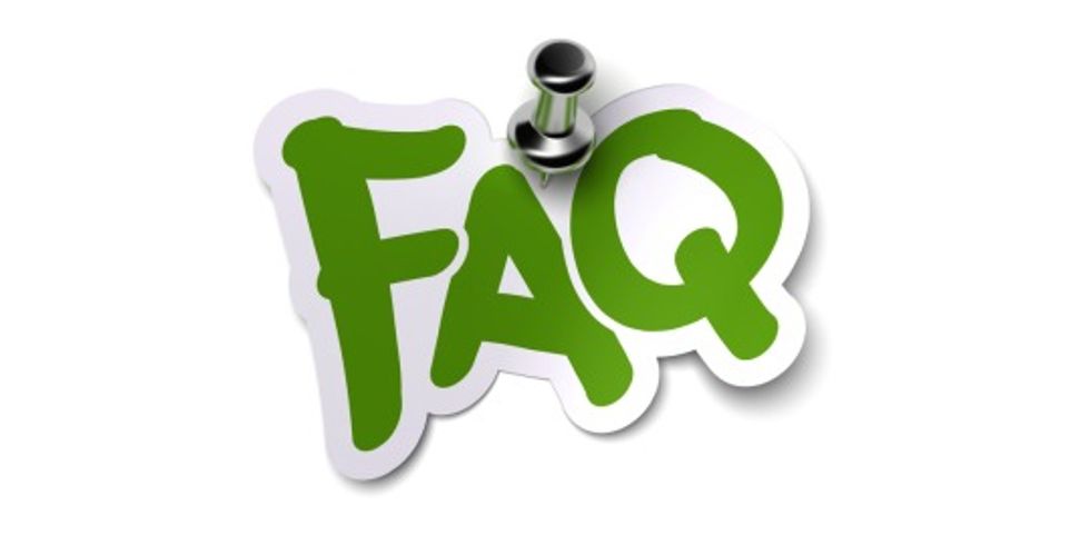 Grüner FAQ-Aufkleber mit Pin
