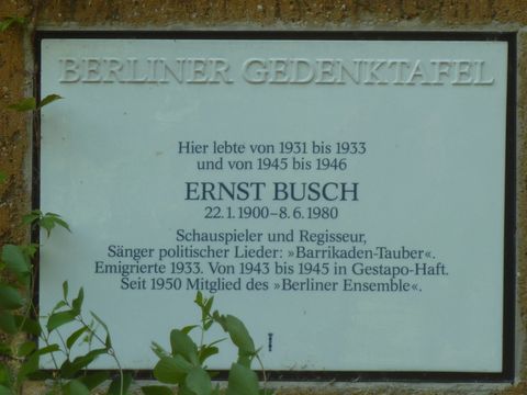 Gedenktafel für Ernst Busch, 2.5.2012, Foto: KHMM