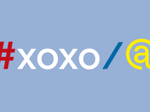 Typische Zeichen aus Social Media: #xoxo / @