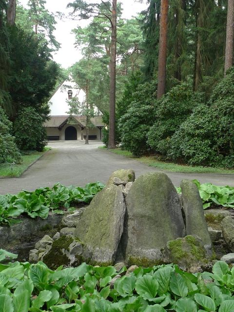 Bildvergrößerung: Waldfriedhof Kapelle Totale