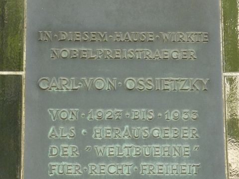 Gedenktafel für Carl von Ossietzky, 9.7.2010, Foto: KHMM