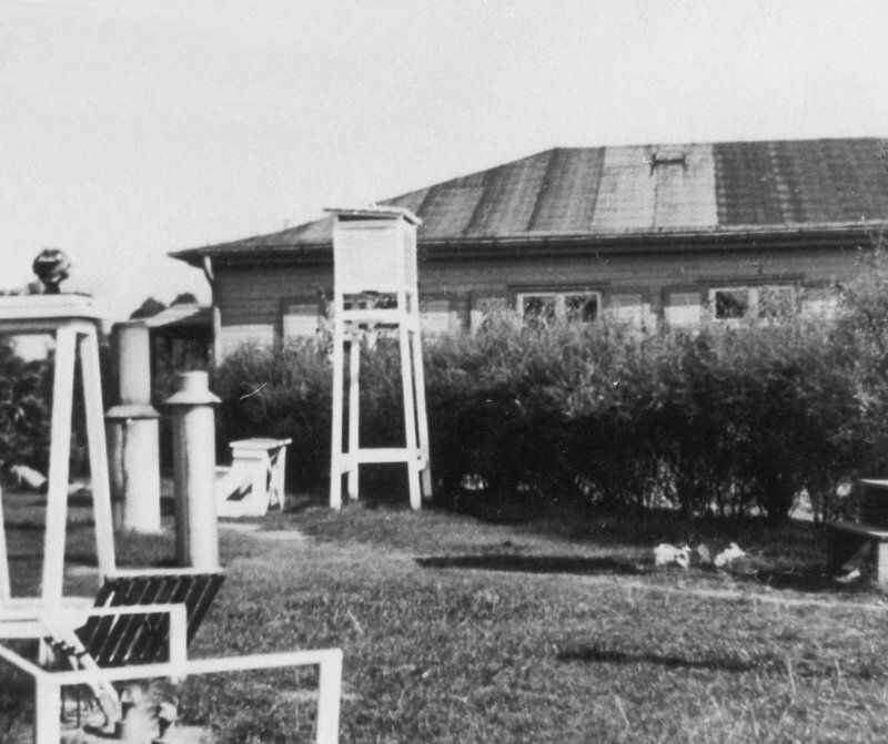 Photo 3.3: Site of the Dahlem climate station on the grounds of the first site of the Institute of Meteorology of the FU Berlin at Kibitzweg 20 (period from December 1 (uncertain) 1949 to October 2, 1951)