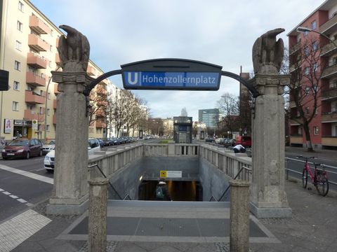 Bildvergrößerung: U-Bahnhof Hohenzollernplatz, Eingang