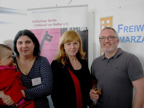 Angele Meyenburg, Juliane Witt, Dr. Jochen Gollbach bei der Eröffnung der Zweigstelle
