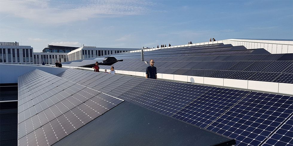 Solaranlage auf dem Dach des Futuriums