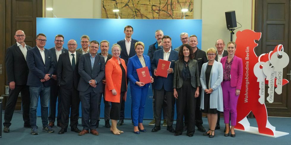 Vereinbarung zum Bündnis Wohnungsneubau und bezahlbares Wohnen im Roten Rathaus unterzeichnet