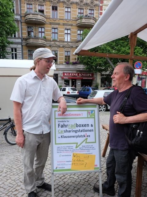 Infostand beim Kiezfest Klausenerplatz zum Thema Fahrradboxen und Carsharing am 16.6.2018