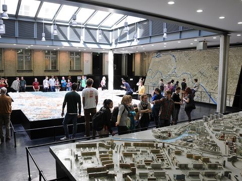 Stadtmodelle-Ausstellung im AKP-Lichthof