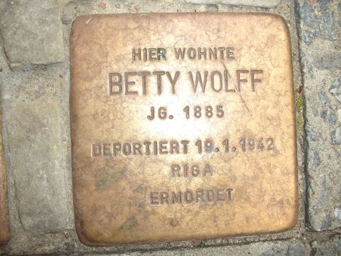 Stolperstein für Betty Wolff, 27.07.2011