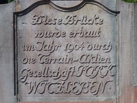 Lietzenseebrücke, Inschrift, Foto: KHMM