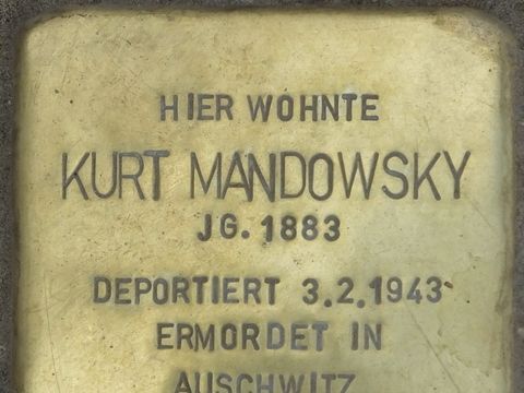 Stolperstein Kurt Mandowsky
