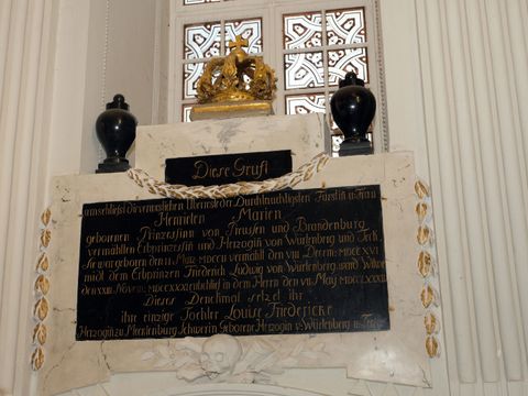 Bildvergrößerung: Denkmal Elisabeth Henriette von Hessen-Kassel