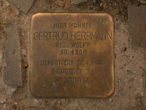 Stolperstein Gertrud Herrmann