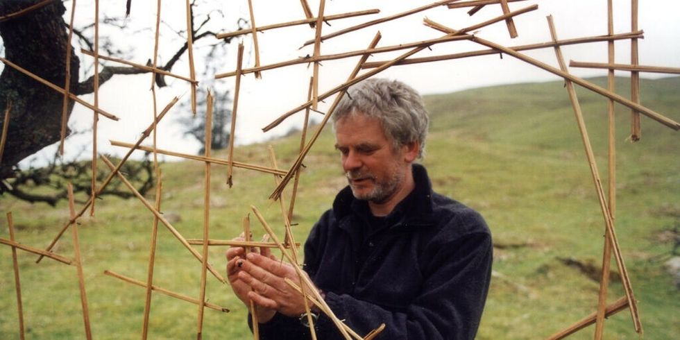 Andy Goldsworthy im Film „Rivers and Tides“. 