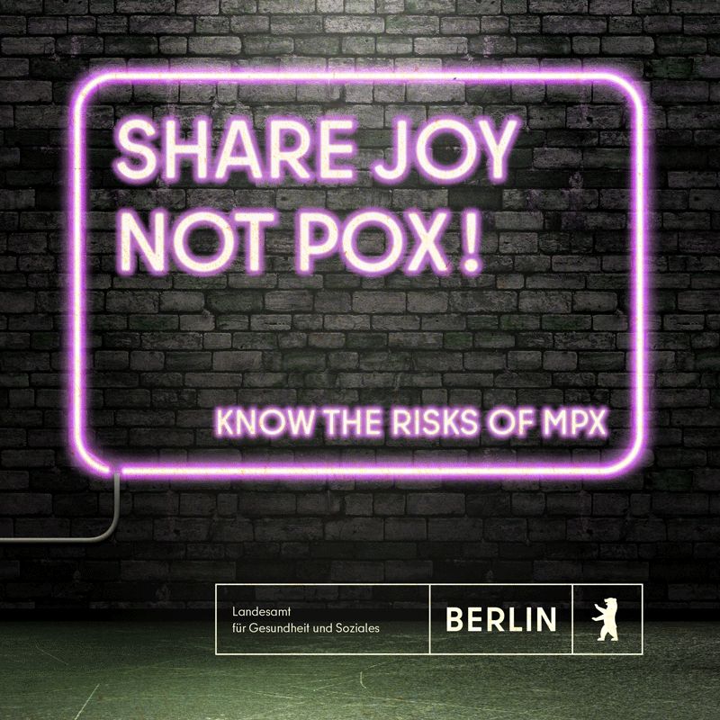 Informationskachel mit dem Logo des LAGeSo und dem Text: Share Joy not Pox! Know the risks of MPX
