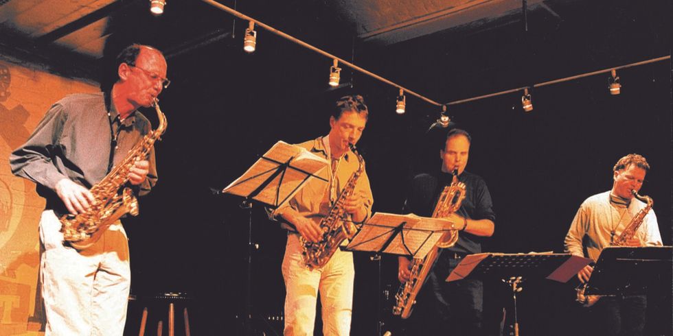 Die vier Saxophonisten überzeugen als Solisten und im Ensemble. 