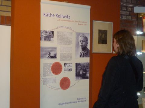 Ausstellung Pankower Pionierinnen in Politik und Wissenschaft