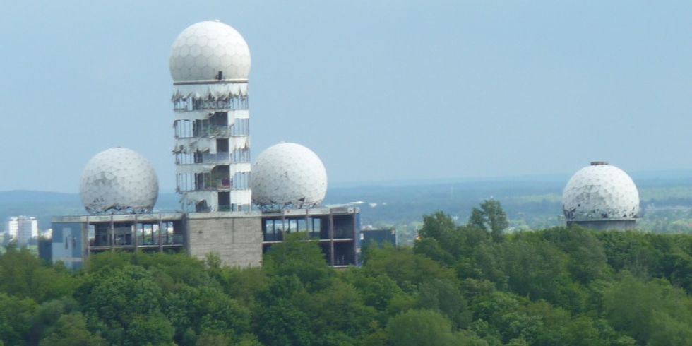 Ehemalige Radaranlage auf dem Teufelsberg, Blick vom Glockenturm, 16.05.2012