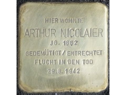 Stolperstein Arthur Nicolaier