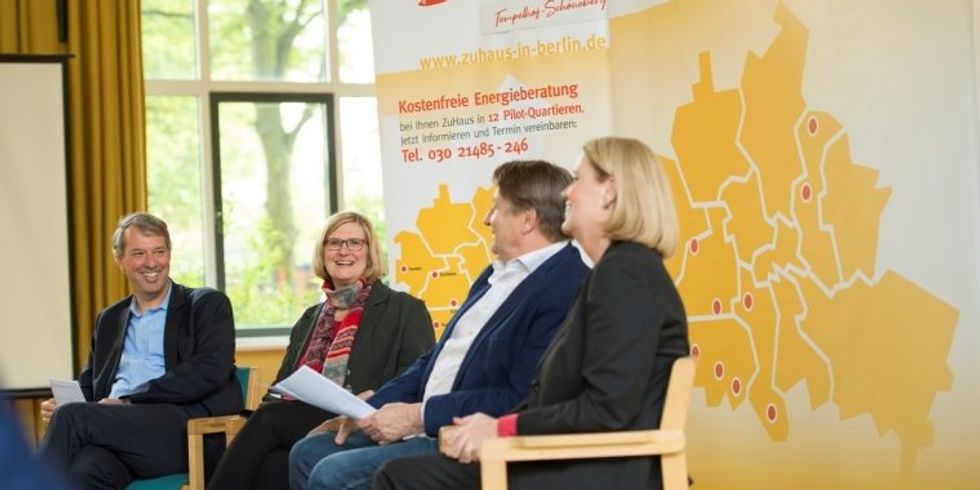 Frank Behrend, Angelika Schöttler, Ulrich Zelle und Dörte Elß bei der Vorstellung des Projekts "ZuHaus in Berlin"