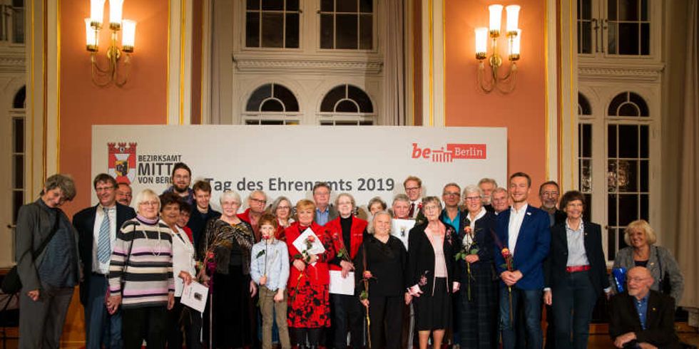 Der Ehrenamtspreis des Bezirks Mitte wurde im Roten Rathaus verliehen.