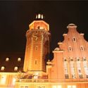 Bildvergrößerung: Rathaus bei Nacht Wittenau