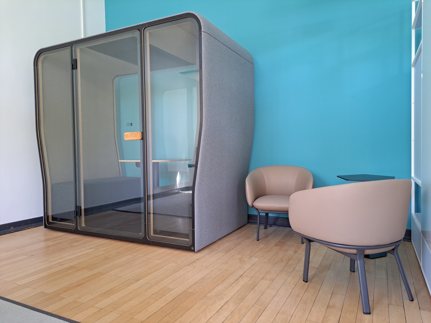 Medienbox des Büros der Internen Beratung