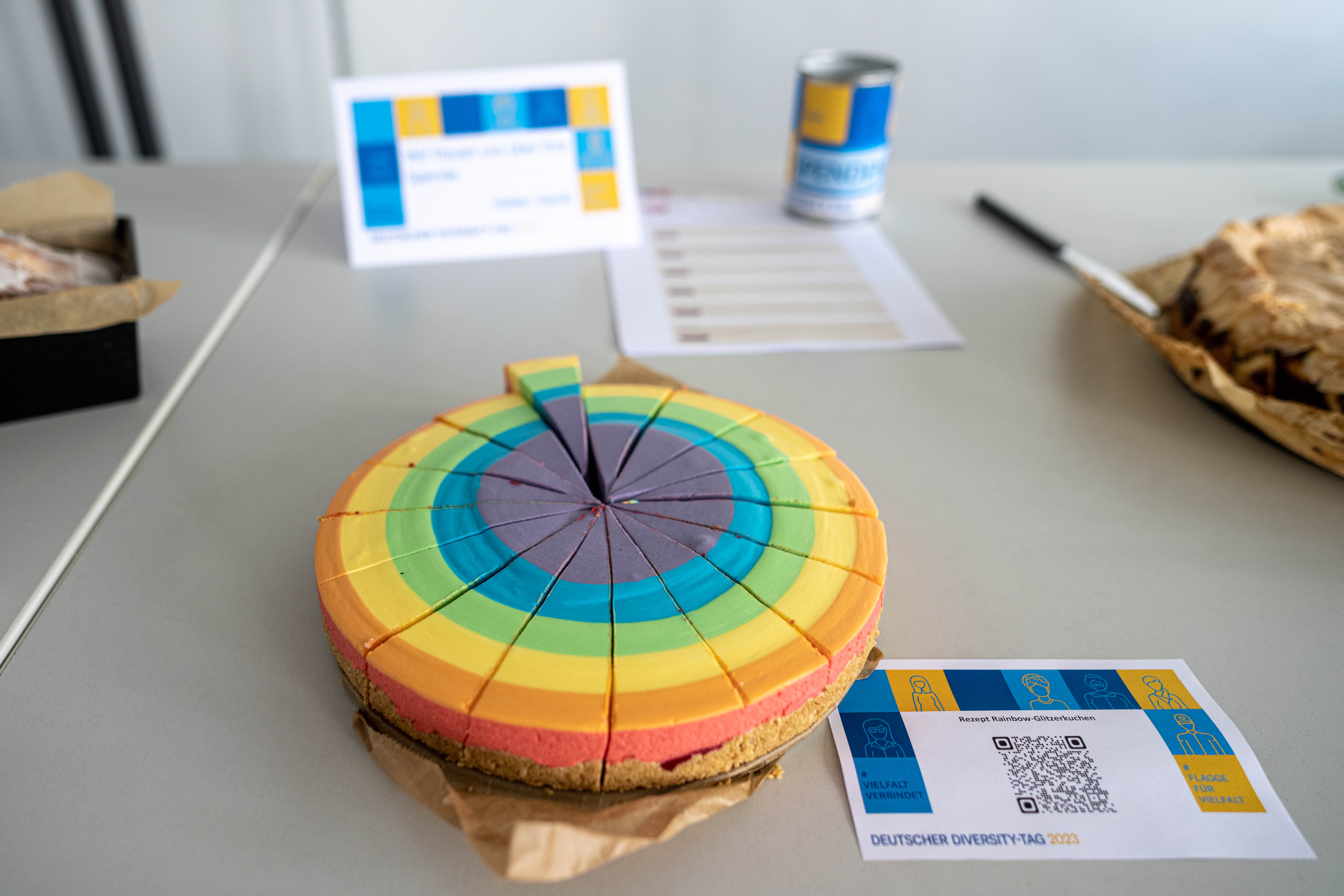 Torte in "Diversity" Farben