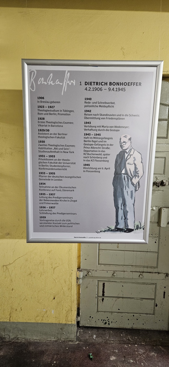 Bonhoeffer, Ausstellungsbild Biografie