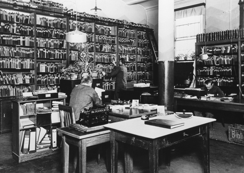 Gefangenenbücherei in den 30er Jahren