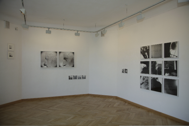 Joachim Richau: heim suche | transit – Fotografie; Blick in die Ausstellung - Bild 1