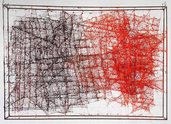 Trak Wendisch · Flächen I · 2012 · Mischtechnik (Nylon, Edelstahl, Draht) · 70 x 100 x 15 cm · Unikat