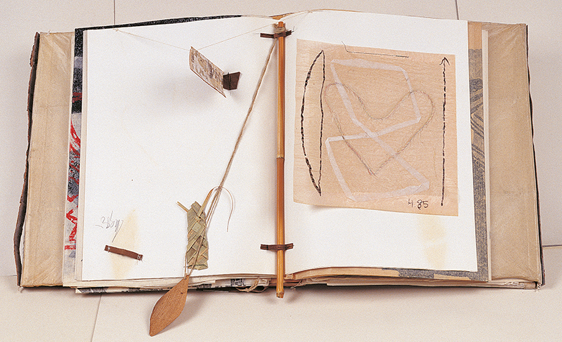 Olaf Wegewitz/Frieder Heinze: Unaulutu, 1986, Künstlerbuch, Umschlag, Schuber, 51 x 45 x 8 cm