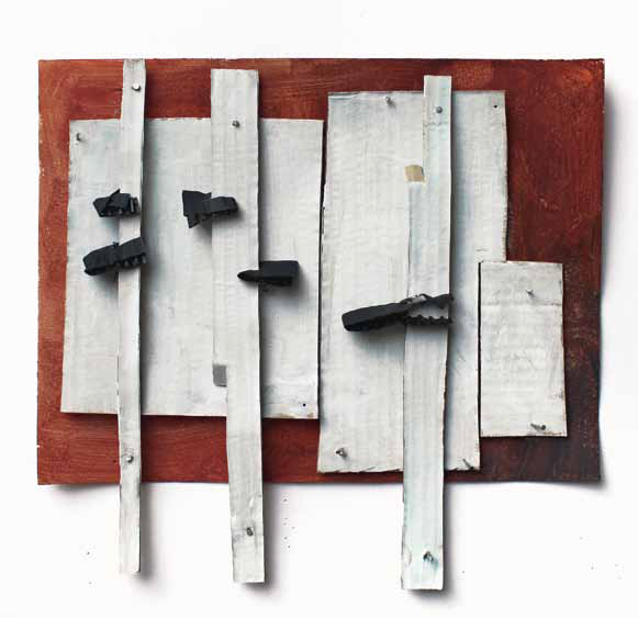 Manfred Zoller: Ohne Titel (Fliegen) · 2010 · Karton, Pappe · 30 x 31 x 2 cm