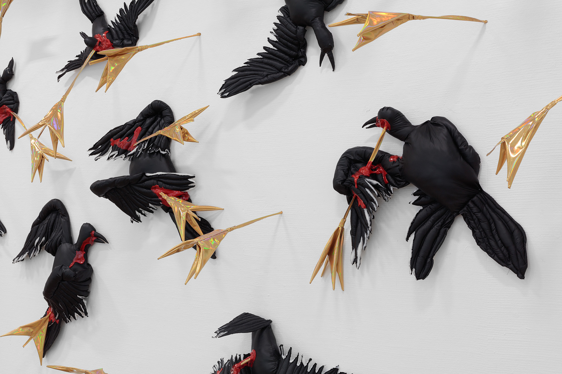 Mary-Audrey Ramirez · Pls don't die · 2019 · Mixed Media · Maße variabel (Ausschnitt)