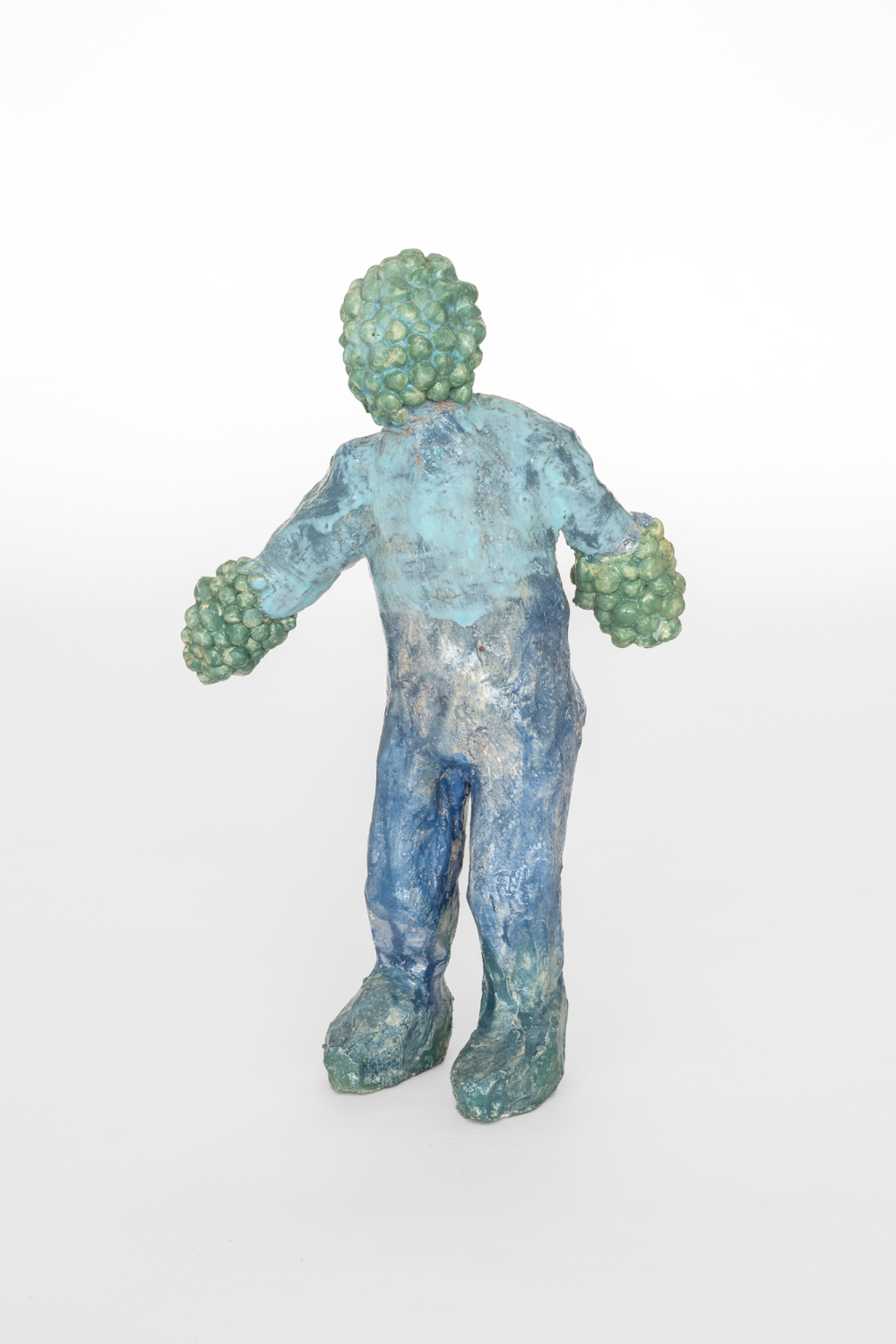 Laura Bruce, »Bubble Head« (aus der Reihe »Like all the stars in the sky and all the rain in the clouds and all the leaves on the trees and all the birds«), 2020, Glasierte Keramik, 28 x 18 x 9 cm