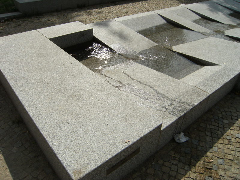 Wasserkunst, Antonplatz, Bild 3