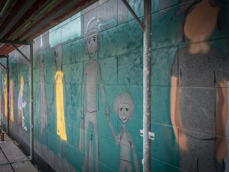 Kunstprojekt am FKU - Gestaltung eines Wandbilds durch Schüler des Beethoven-Gymnasiums