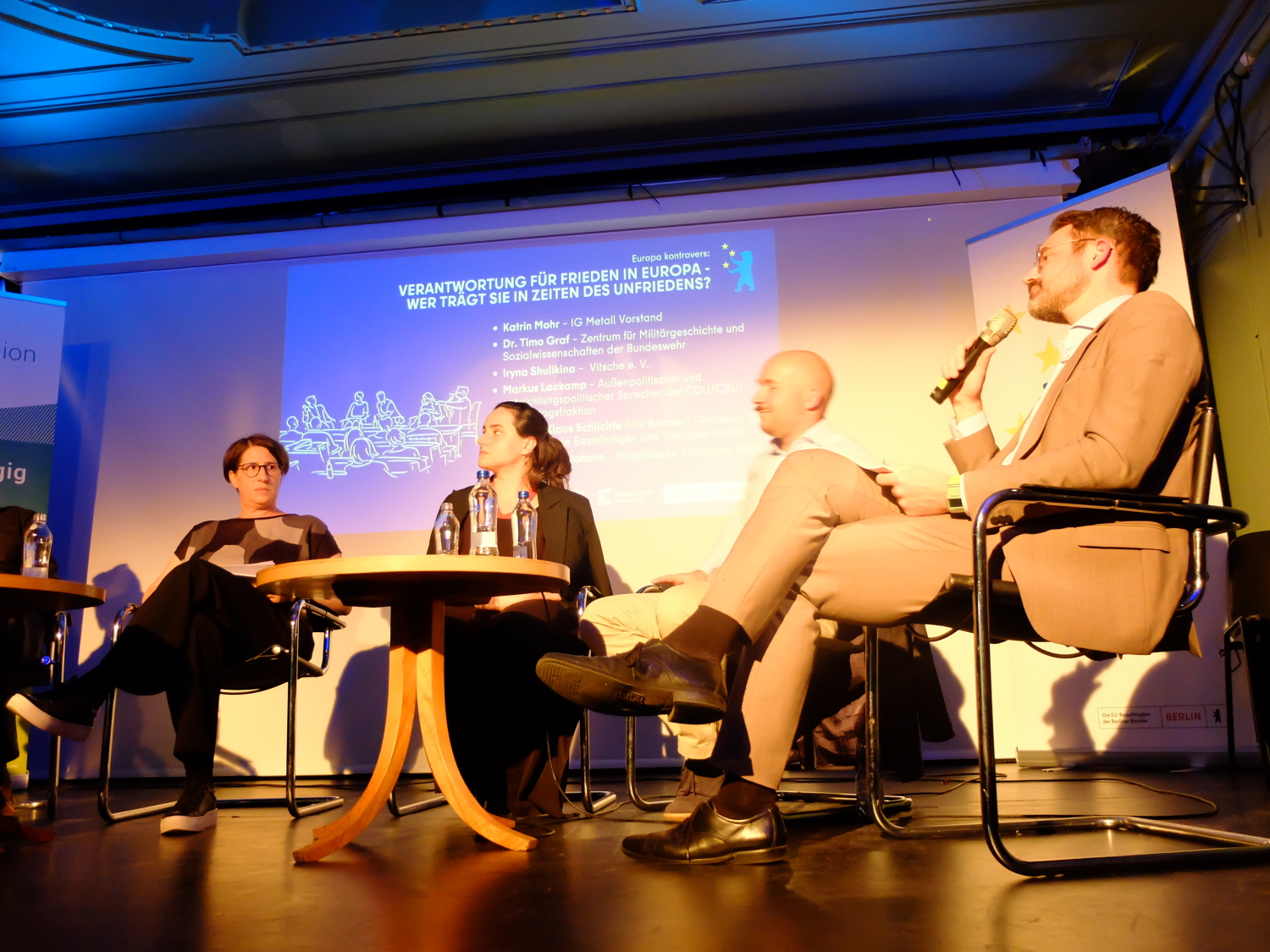 Paneldiskussion "Europa kontrovers" zum Thema Verantwortung für Frieden